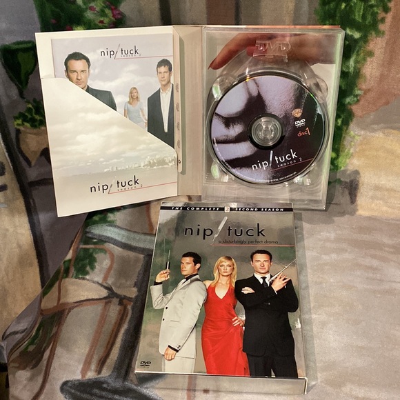 Nip/tuck season 1 & 2 DVD set - Picture 5 of 5